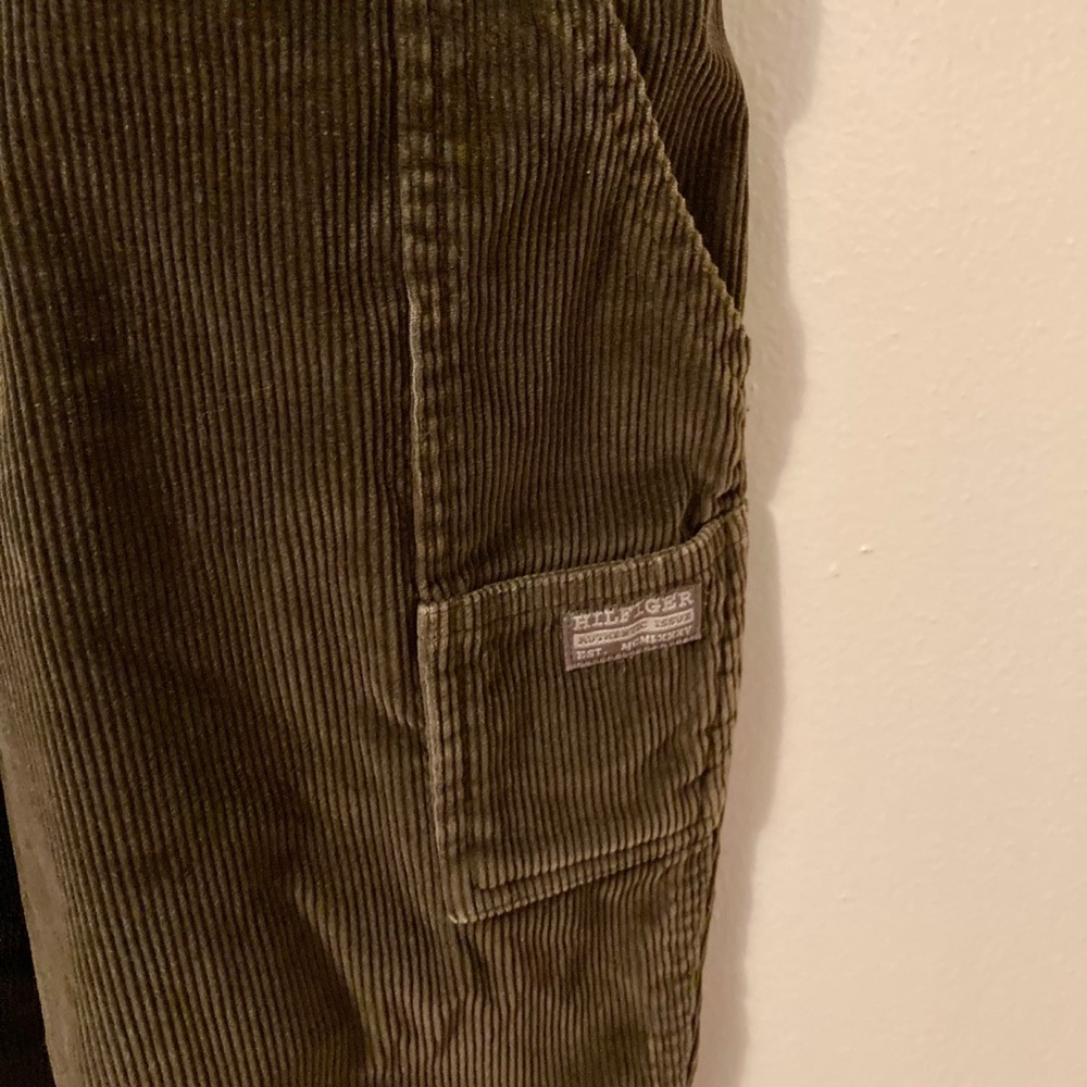 Men’s brown corduroy pants.